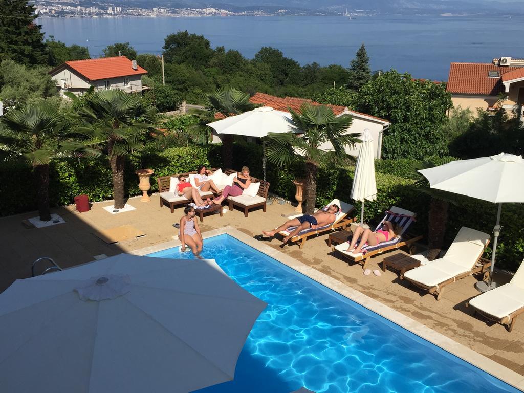 Apartments Villa Chiara Opatija Ičići Εξωτερικό φωτογραφία